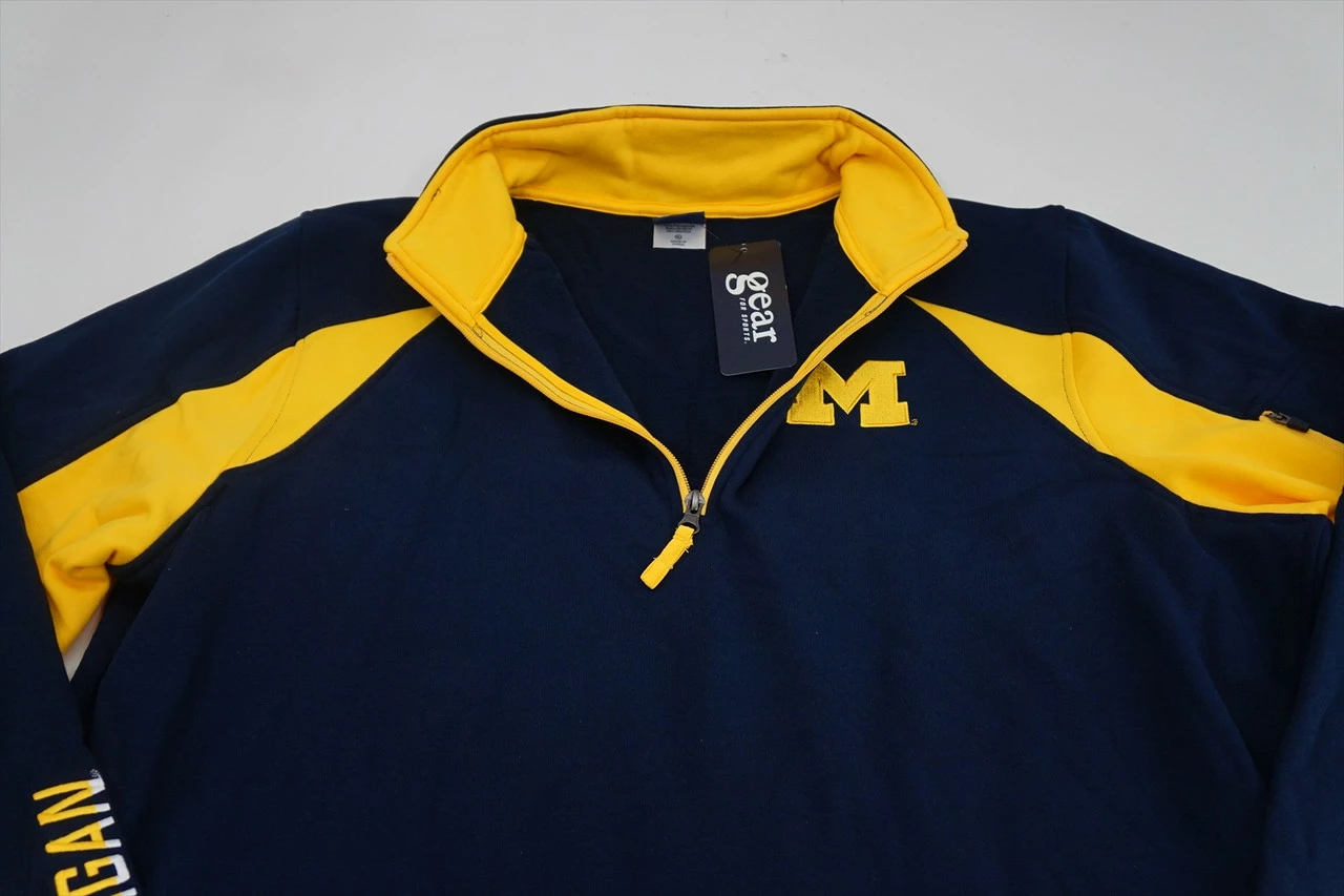 New Gear Golf Michigan W/Logo Sweater Mens Size XL Navy/Yellow 493C 00861659 - Image 3
