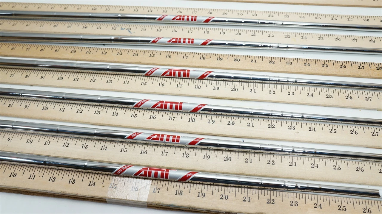 True Temper Dynamic Gold Amt Red R300 34"-36.25" 6pc Iron Shaft Set .355 900684