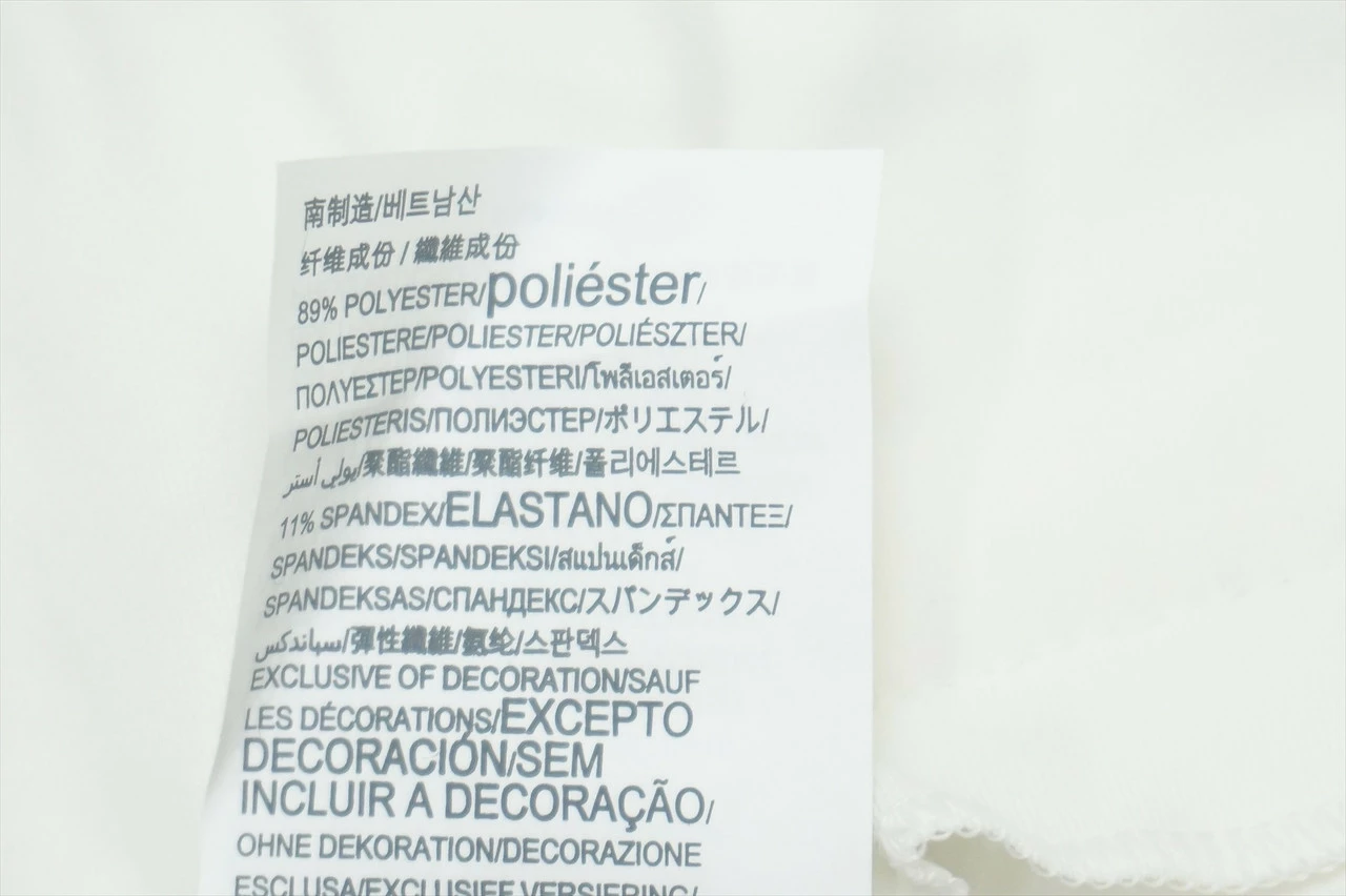 NEW Under Armour Golf Fitted Short Womens Size Large White 585B 00909818 - Image 3